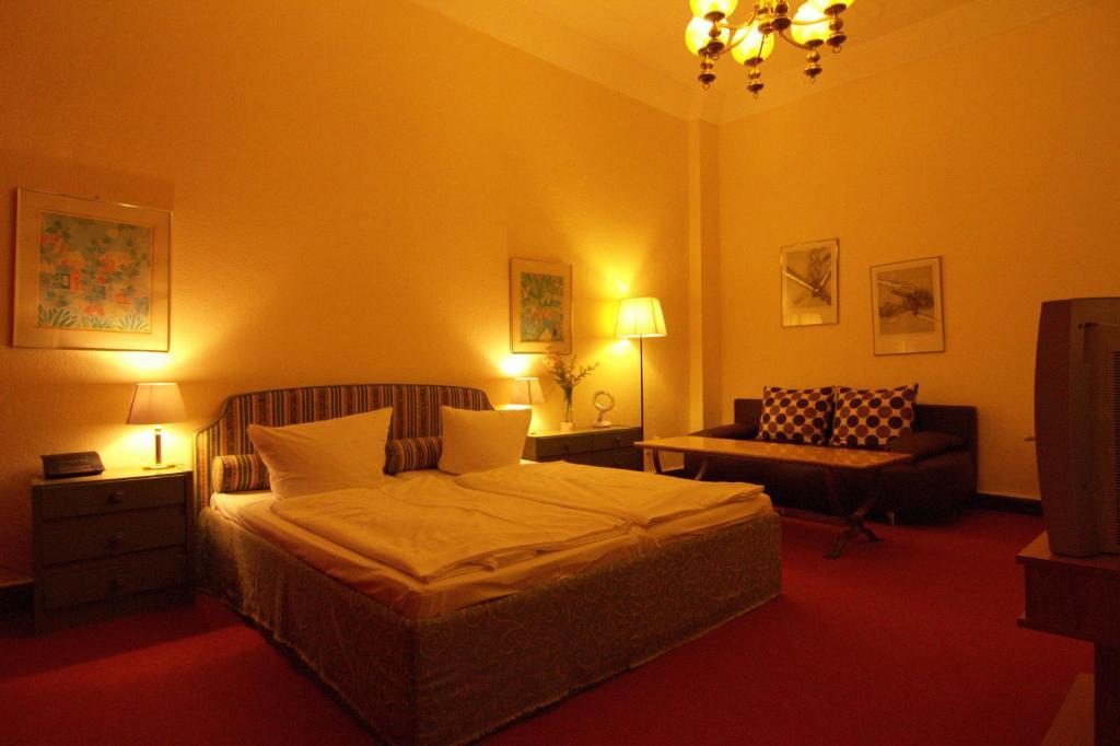 Gasthof Hotel-pension Ariane Am Kurfurstendamm 3*